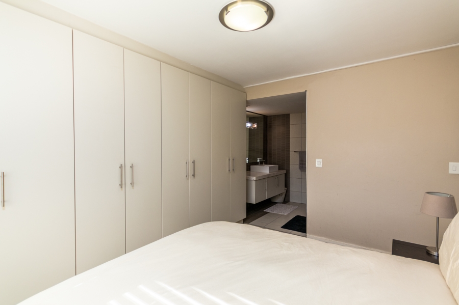 To Let 2 Bedroom Property for Rent in Gardens Western Cape